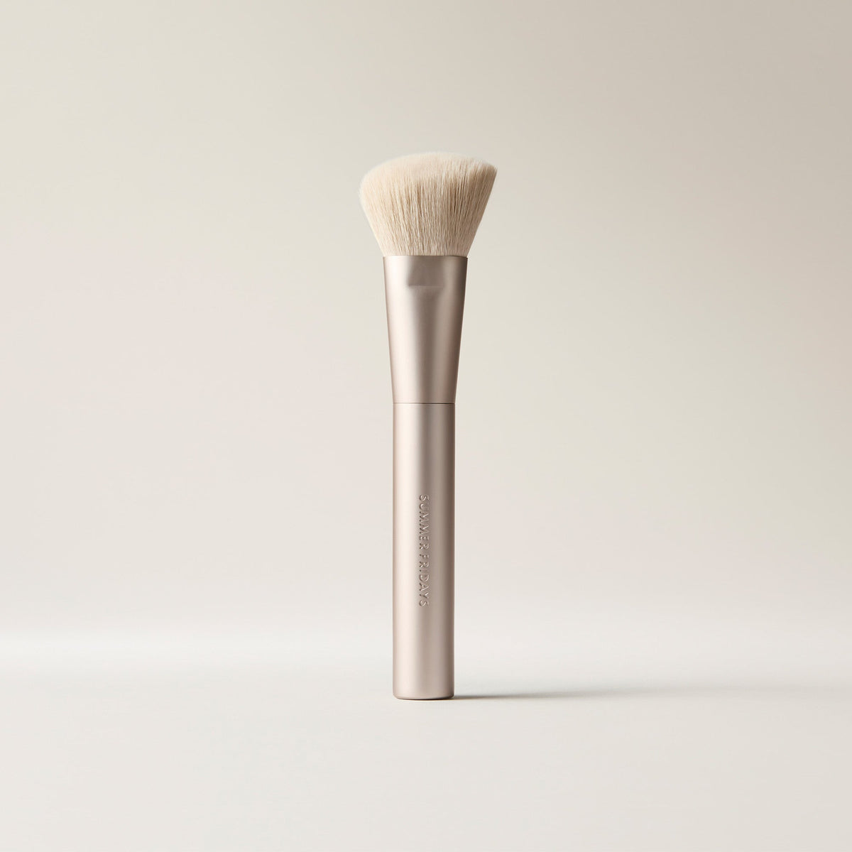 the-bronzer-brush-l9 Bronzer-Brush-Main.jpg