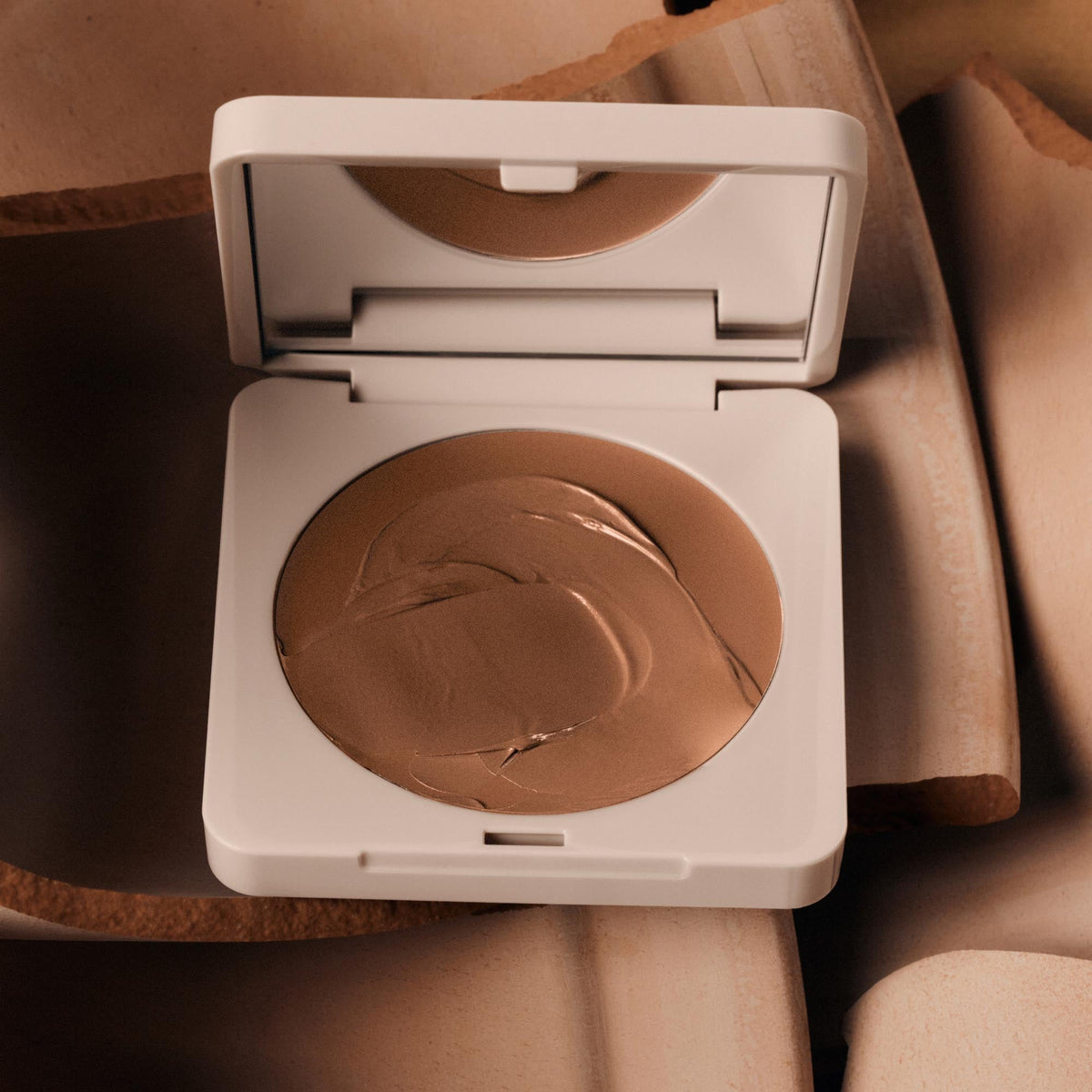 bronzer-butter-balm-clay-w6 Bronzer_Clayy-3.jpg