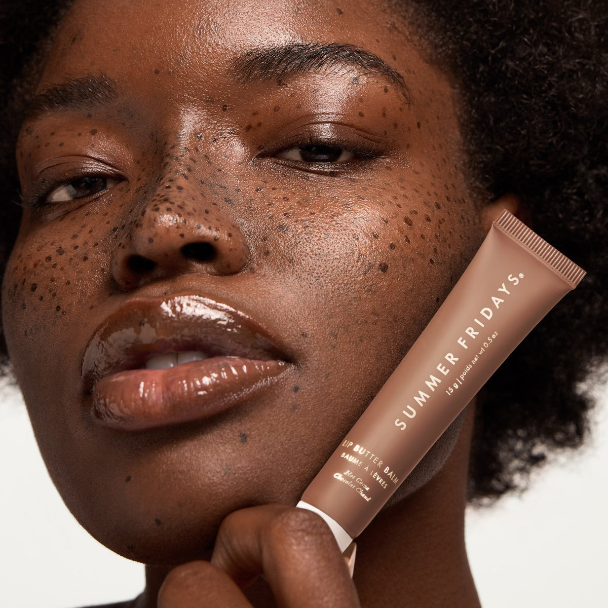 lip-butter-balm-hot-cocoa-p0 LBB-Hot-Cocoa-2025-Model.jpg