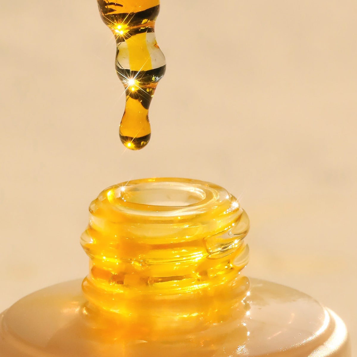 heavenly-sixteen-all-in-one-face-oil-n3 PDP-Heavenly-Sixteen-Supplemental-3.jpg